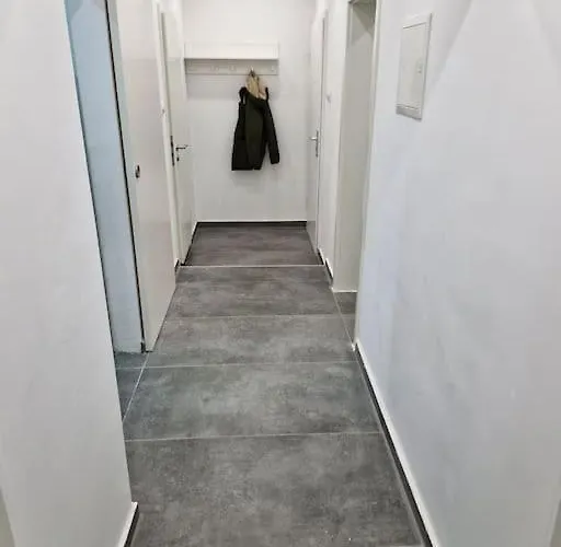 3-zimmer In - Naehe Duesseldorf Messe & Flughafen Ratingen